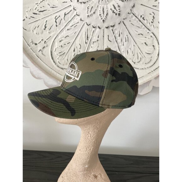 New Era Nissan Camouflage Adjustable Snapback Cap OSFM - Picture 2 of 7